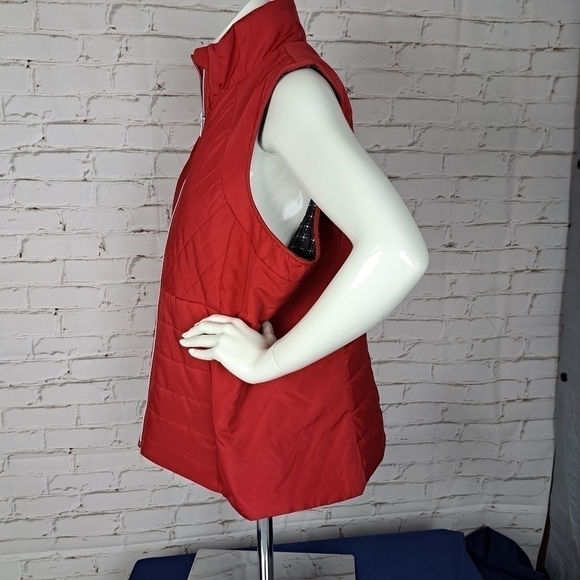 𝅺Northern‎ Reflections Quilted Vest - Picture 4 of 10